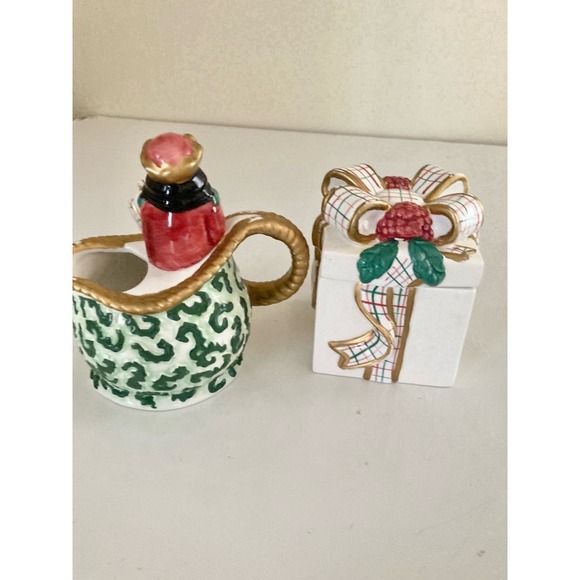 VTG Avon China St Nicholas Sugar Creamer Set 2001 Christmas - Picture 7 of 11